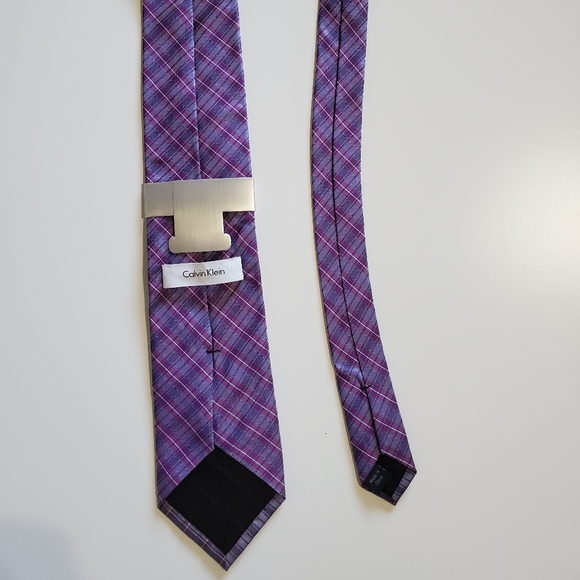 NWT CALVIN KLEIN STEEL PURPLE STRIPE TIE - Picture 4 of 6